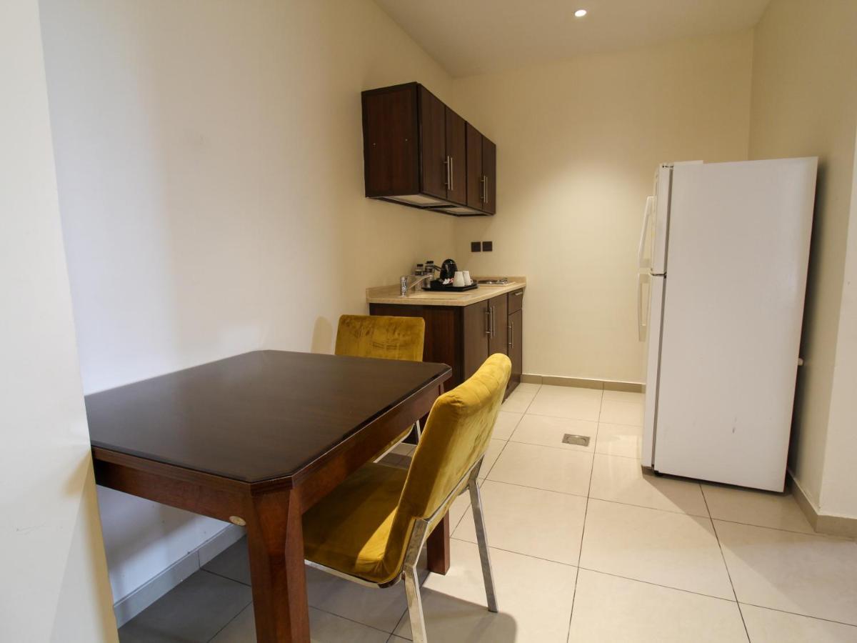 Friesian Hotel Suites Dżedda Zewnętrze zdjęcie
